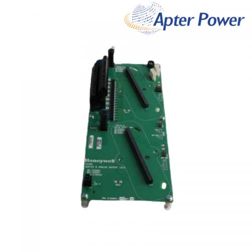 8C-TAOX61*E  Analog Output Module